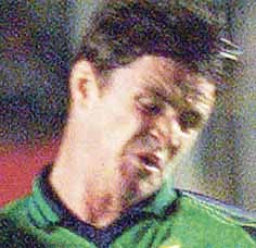 Turkey's Tugay Kerimoglu (L) shoots the ball past Northern Ireland's Philip Mulryne (R) September 5 in Euro 2000 group three qualifying match in Istanbul. Turkey swept Nortern Ireland 3-0.

FS/CLH/ - RTRX6T9