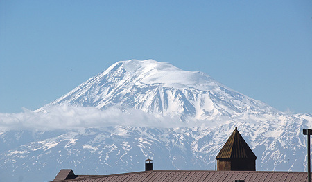 Der Ararat von Armenien aus gesehen  