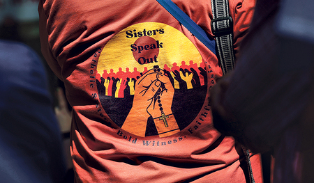 Vor dem Kapitol in Washington demonstrierten US-Ordensfrauen unter dem Motto „Sisters Speak Out“ („Schwestern ergreifen das Wort“) gegen geplante Kürzungen im Sozial- und Gesundheitsbereich.   