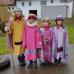 Sternsinger/innen aus der Pfarre Wippenham