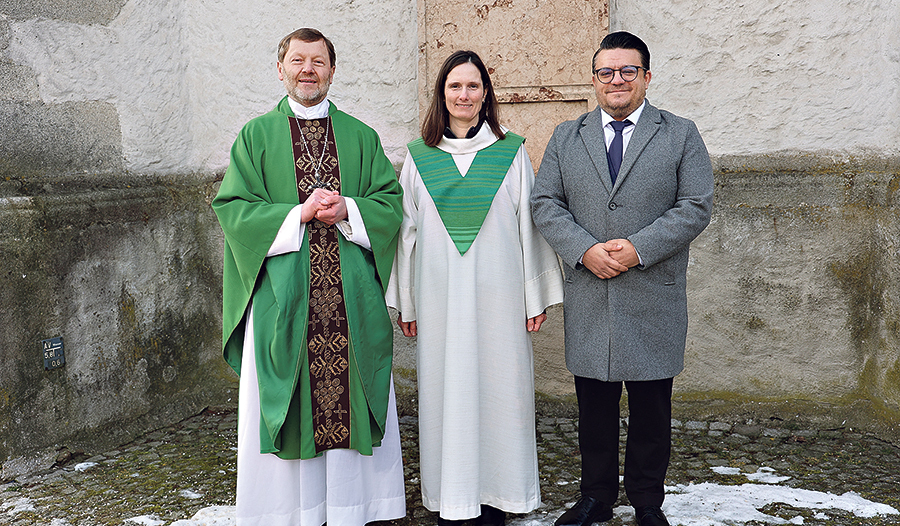 Abt Reinhold Dessl OCist (von links), Maria Krone und Daniel Himsl.