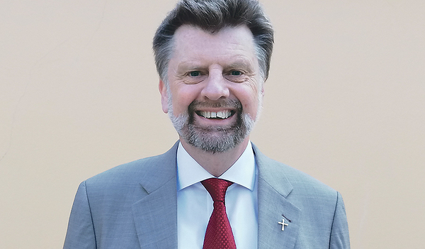 Karl Sperker ist Pfarrer in Sierning. 