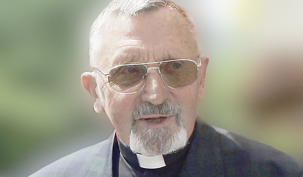Pfarrer Erwin Ecker hat als Seelsorger seit 1966 Steyregg geprägt. 