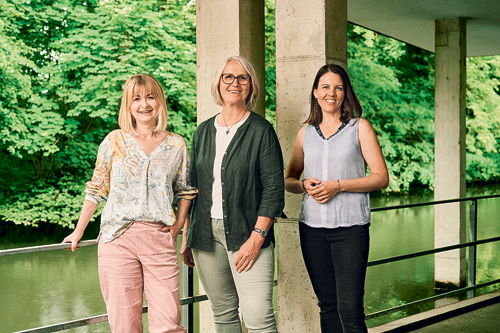Gewählt und von Bischof Manfred Scheuer bestätigt: Stellvertreterin Christa Steinbüchler, kfb-Vorsitzende Margit Schmidinger, Stellvertreterin Karin Limberger.  