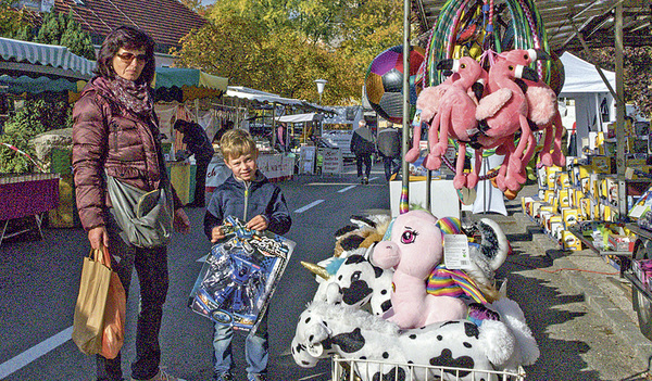 Zu den „Goldenen Samstagnächten“ in Adlwang gehört auch ein großer Kirtag.