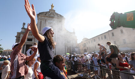 Jugendliche in Assisi