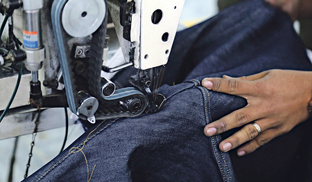 Zwangsarbeit kommt bisher vor allem in Textil- und Elektrobetrieben vor.  