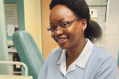 Isabelle Ntumba ist Diplomkrankenschwester im Krankenhaus St. Josef in Braunau.