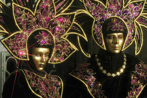 Reise zum Karneval in Venedig, Venedig, Venezia, Italien, Masken, Menschen, Spass, Verkleidung, Kinder, Musik, Bus, Busreisen, Kastler, Reisen, Fahrt, Maskerade, Fasching, Faschingssamstag, Sonne, Sonnenschein, Clown, Gassen, Kan?le, Kanal, Kirchen, 