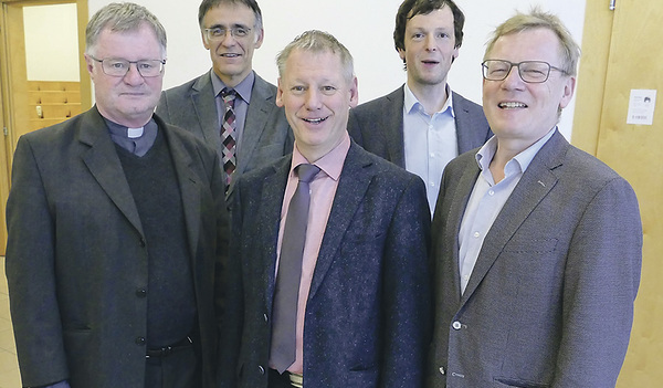 Der Linzer Neutestamentler Christoph Niemand (rechts) war Organisator der Tagung, der Leiter des Jägerstätter-Instituts Andreas Schmoller (2. von rechts) referierte über Jägerstätter und die Bibel.   