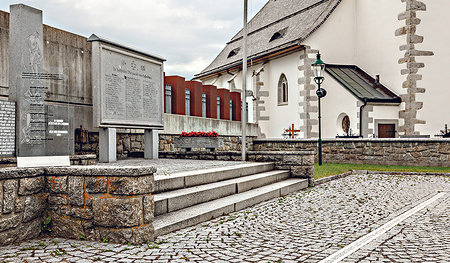Detail der künstlerischen Intervention in Grünbach bei Freistadt.  