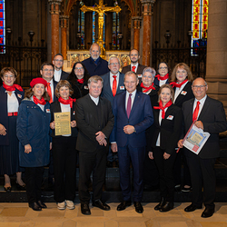 Team der Kirchenzeitung mit Bischof Manfred Scheuer und LH Thomas Stelzer
