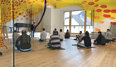 Raum fürs Gebet fand sich für Muslim/innen im Pfarrsaal Zell an der Pram.