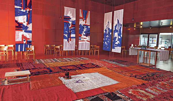 Blick in den Kirchenraum