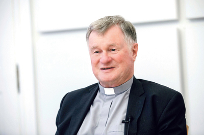 + Manfred Scheuer, Bischof von Linz