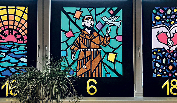 Darstellung des heiligen Franz von Assisi. Er hat sich zur Zeit der Kreuzzüge für den Frieden eingesetzt.   