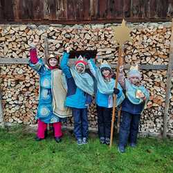 Sternsinger/innen aus der Pfarre Aurach am Hongar