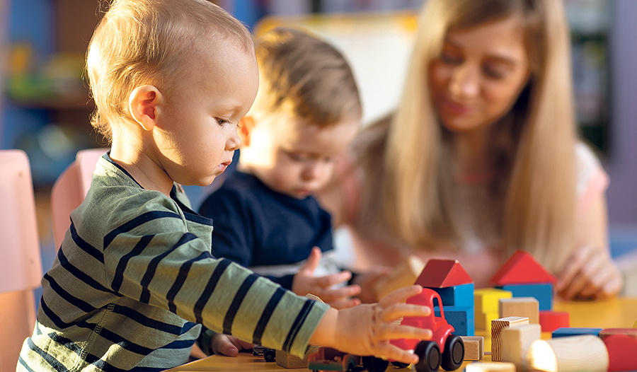 Wie gut steht es um die Kinderbetreuung in Oberösterreich? Die Arbeiterkammer und das Land OÖ sind hier unterschiedlicher Meinung.   