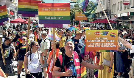Linzpride: bunt, fröhlich, friedlich, engagiert. 