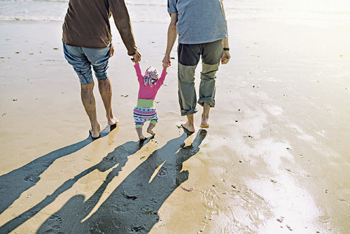 Spuren hinterlassen, die die nächsten Generationen nicht belasten, sondern stärken – so geht enkeltauglich leben.   