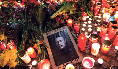 Bei Gedenkveranstaltungen für den verstorbenen Kremlkritiker Alexei Nawalny sind in Russland hunderte Menschen festgenommen ­worden.   
