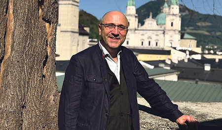Jedermann-Rufer: Künstlerseelsorger und Kulturvermittler Hubert Nitsch.   