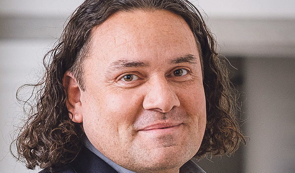 Alexander Niederwimmer betont, dass der Einsatz für die Menschen die Diakone verbindet, entsprechend verbindend möchte er als Vertreter „unserer besonderen Gemeinschaft agieren“. 