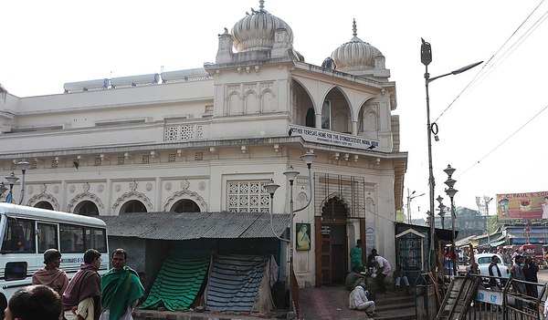 Ein Haus für Sterbende der 'Missionaries of Charity' in Kolkata.