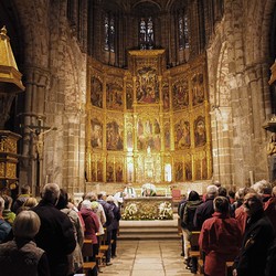 22. Oktober: Sonntagsgottesdienst im Dom von Avila