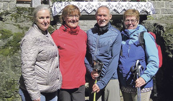 Ein „Wallfahrer-Quartett“ ist zu Fuß von der Bezirksstadt Schärding nach Schardenberg gekommen.  