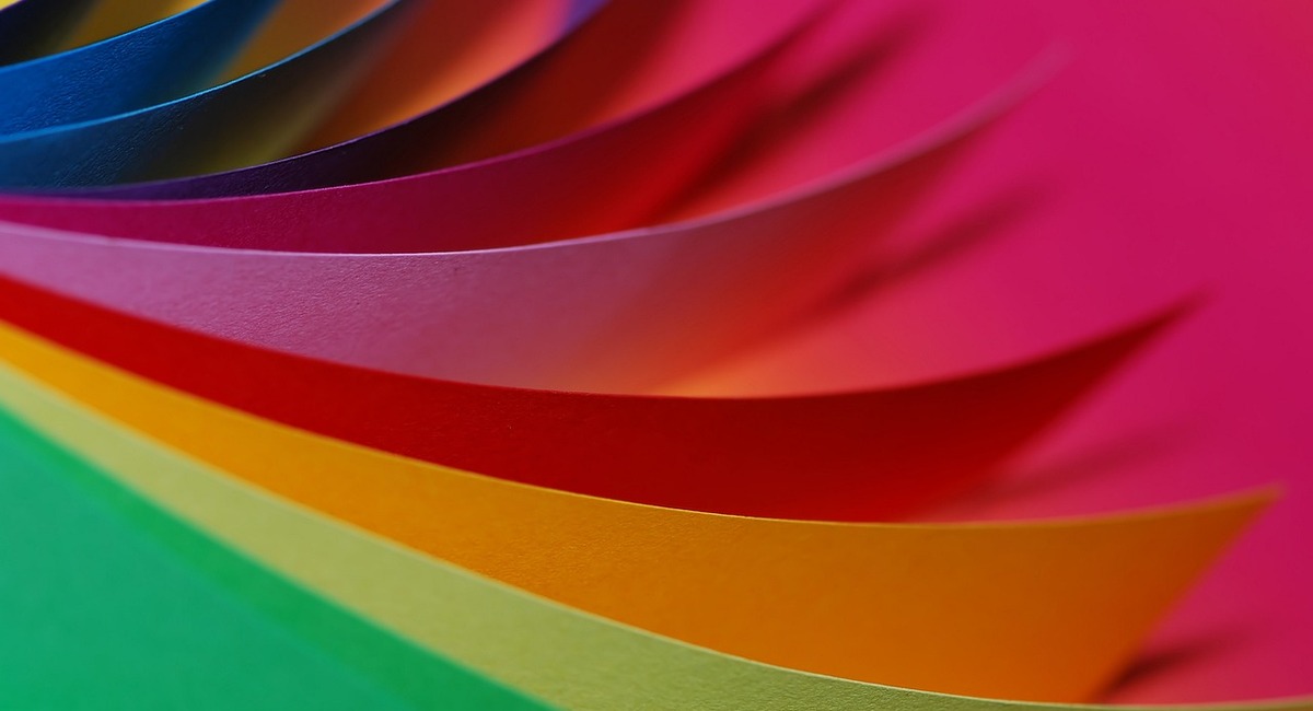 Bunt wie ein Regenbogen - so sollen die Menschen in der Kirche sein