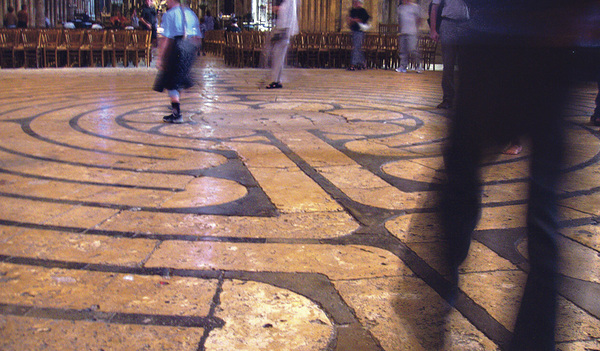 Berühmt: das Labyrinth von Chartres aus dem 13. Jahrhundert   