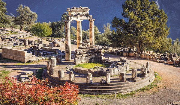 Ein Tagesausflug führt nach Delphi.