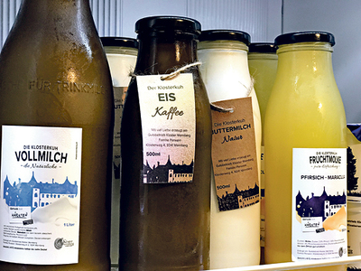 Eiskaffee, Buttermilch, Molke – frisch von der Klosterkuh.