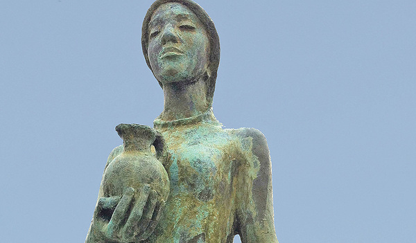 Statue der heiligen Verena auf der Rheinbrücke in Zurzach–Rheinheim  