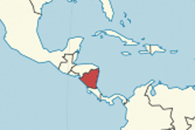 Nicaragua liegt zwischen Karibik und Pazifik in Zentralamerika. Nachbarstaaten: Hoduras und El Salvador im Norden, Costa Rica im Süden.