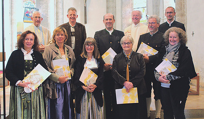 Die Ehrenamtlichen im Sipbachzeller Seelsorgeteam sind Manfred Schmidhuber, Doris Aiglstorfer, Brigitte Grillmair; Gemeinschaft: Karl Neubauer; Caritas: Franz Eckerstorfer; Liturgie: Monika Huber, Kunigunde Brunnmayr, Renate Mauhart.  