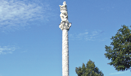 Die Mariensäule ist im Besitz der Gemeinde Wernstein.