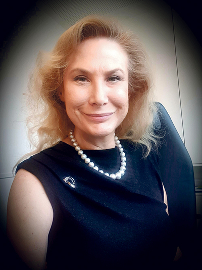 Henriette  Boscheinen-Duursma, FH-Professorin h. c. für Privatrecht, Privatdozentin für Wirtschaftsrecht, Rechtsanwältin in Linz www.d-ra.at