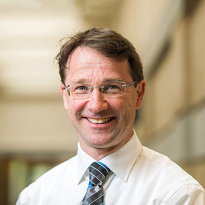 Clemens Sedmak,  Professor für Sozialethik an der University of Notre Dame (USA) und Co-Leiter des Zentrums für Ethik und Armutsforschung in Salzburg