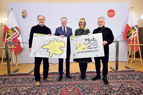 Geschäftsführer der OÖ Landes-Kultur GmbH Alfred Weidinger, LH Thomas Stelzer, Kultur­direktorin Margot Nazzal und Projektleiter  Martin Honzik.   