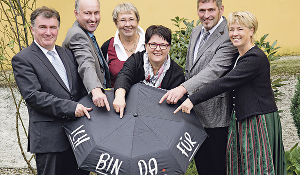 Münzbacher Seelsorgeteam: Dechant Konrad Hörmanseder, Klaus Ebner, Elisabeth Stritzinger, Maria Huber, Johannes Schützeneder, Margit Neuhauser (v. l.)   