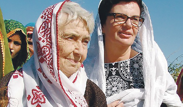 Claudia Villani (rechts) mit der 2017 verstorbenen Ordensfrau Ruth Pfau. 
