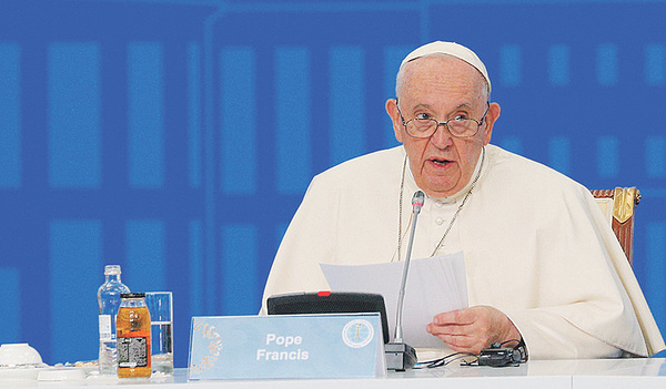 „Setzt euch für den Frieden ein, nicht für die Rüstung“, mahnte Papst Franziskus in Kasachstan.  