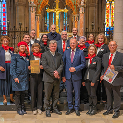 Team der Kirchenzeitung mit Bischof Manfred Scheuer und LH Thomas Stelzer