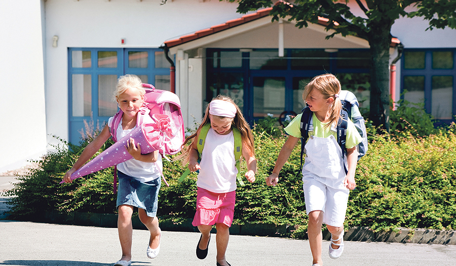 Alle Kinder freuen sich auf die Schule. Und alle Eltern möchten ihr Kind bestmöglich darauf vorbereiten.  