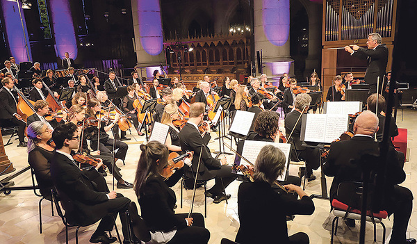 Benefizkonzert im Mariendom: Markus Poschner und das Bruckner Orchester Linz.    