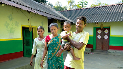 In den „SEEDS“-Modelldörfern arbeiten Frauen und Männer zusammen.