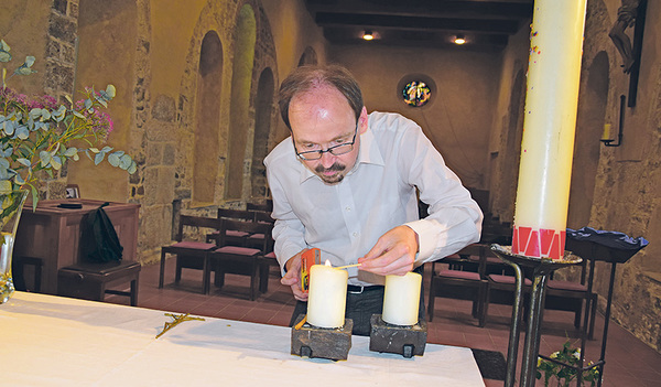 Werner Hinterberger freut sich, wenn nach den Corona-Einschränkungen ab Herbst in der Martinskirche am Römerberg wieder regelmäßig Gottesdienste stattfinden und er als Mesner Dienst tun kann.