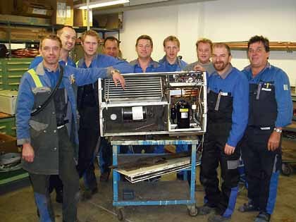 OLYMPUS DIGITAL CAMERA         